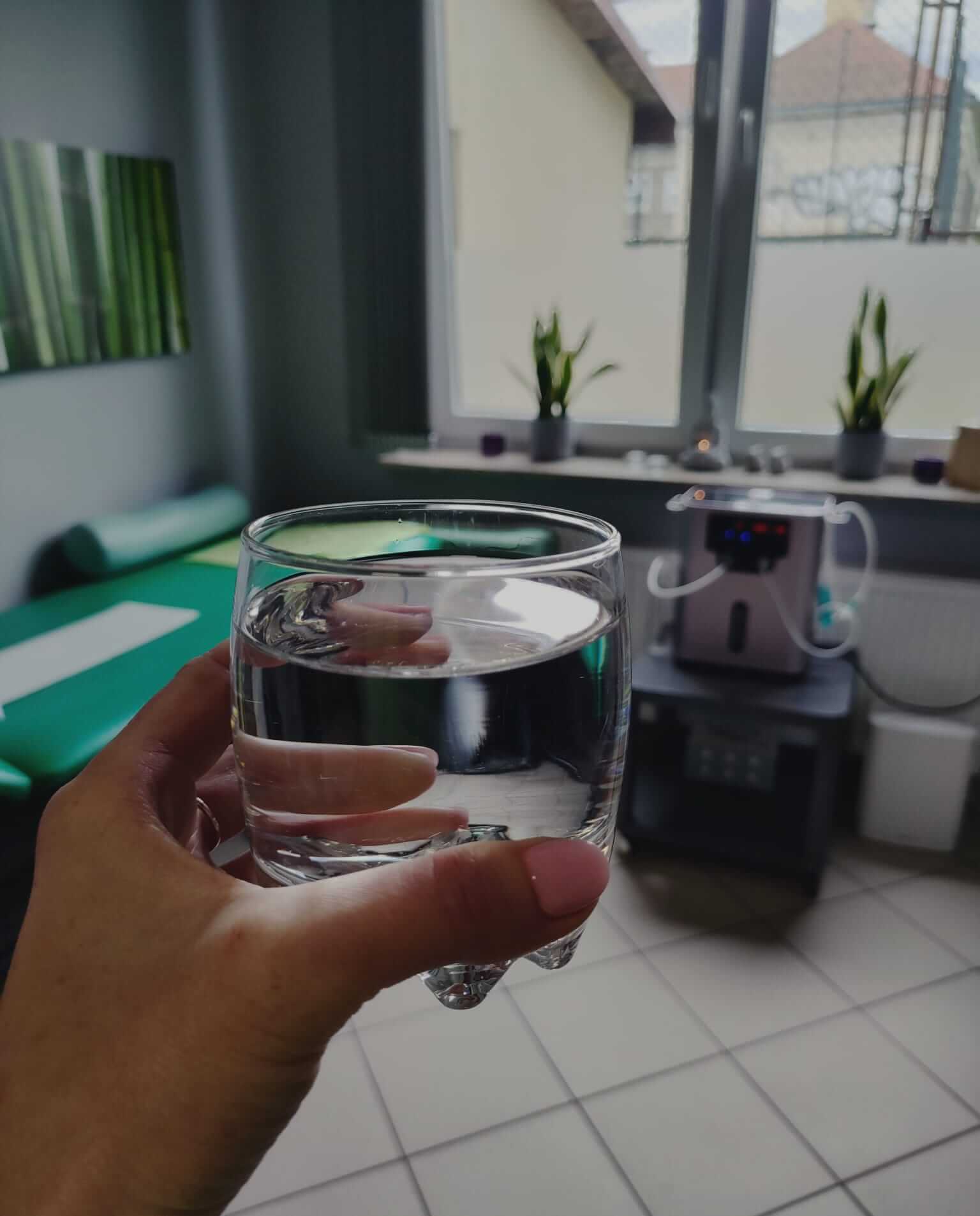 Woda wodorowana podczas zabiegu — AGAMED